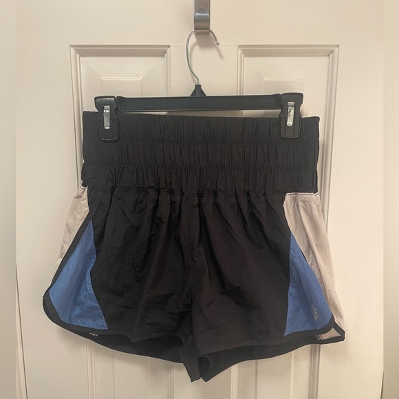 FP Movement Shorts - Picture 2 of 7